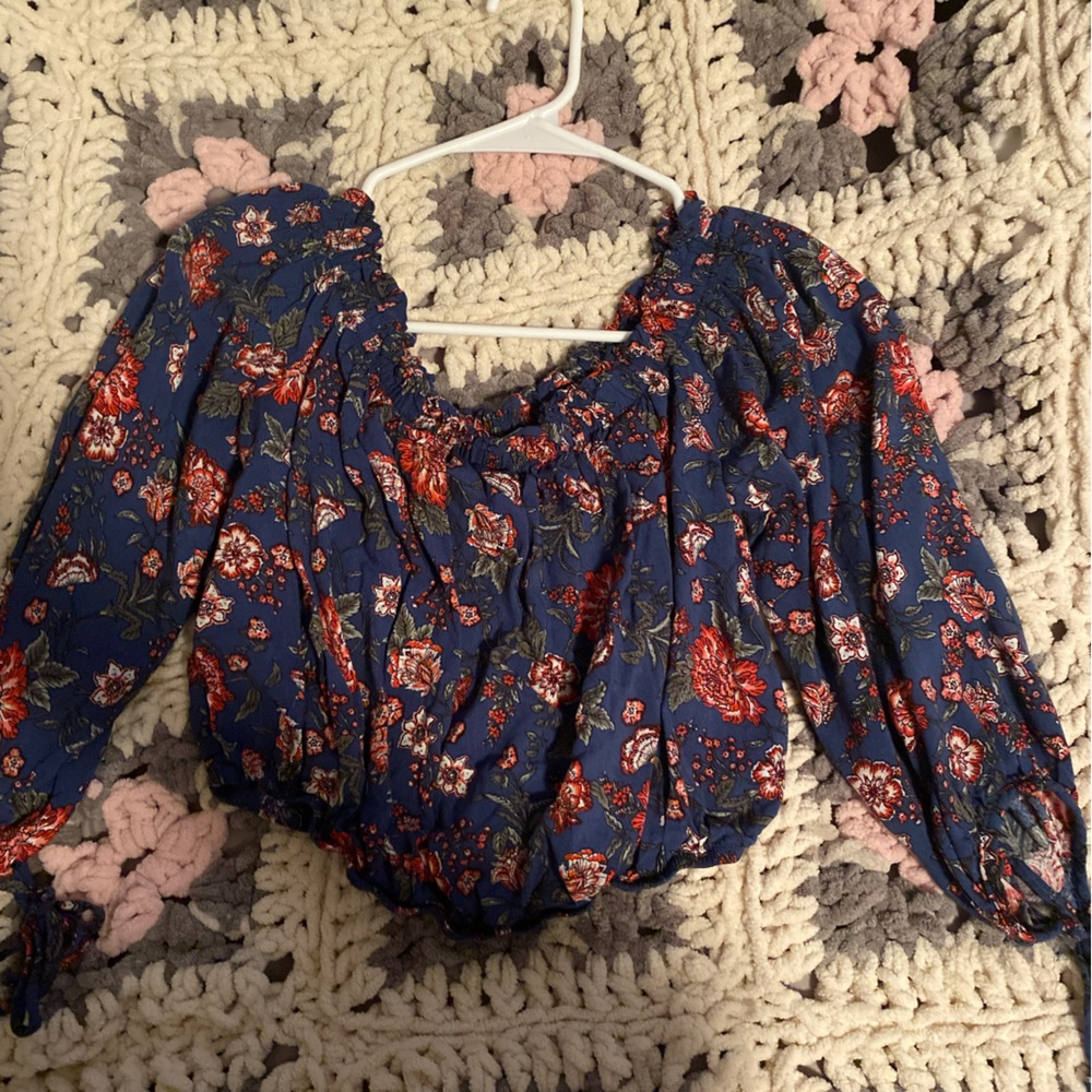 Floral cropped off the shoulder top
